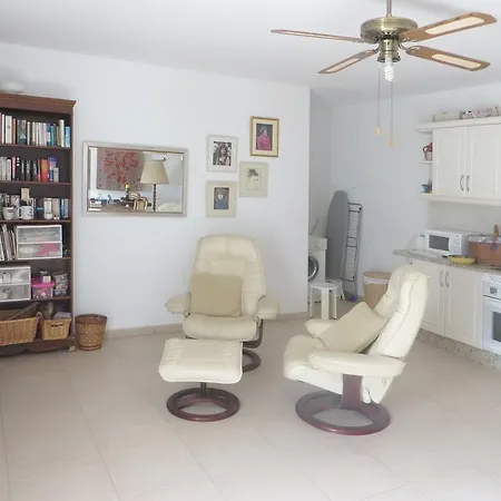 فيلة Villa Enchinent 2307 *